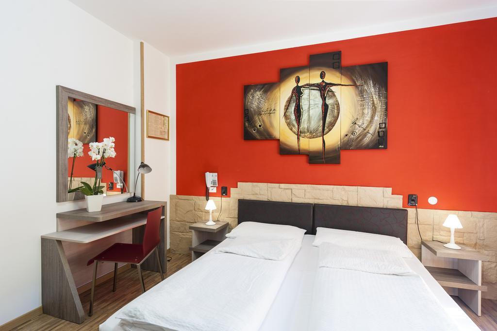 Hotel Garni Ischia Malcesine Cameră foto
